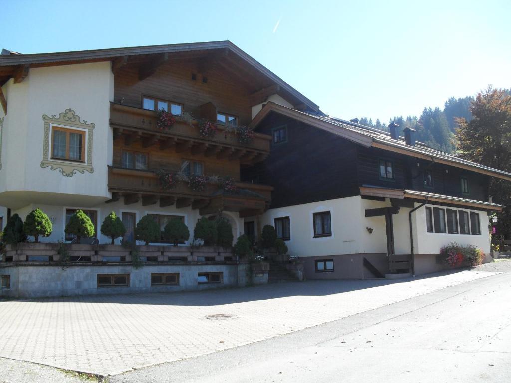 Jugendgastehaus Oberau Hotel Maria Alm am Steinernen Meer Exterior foto